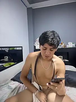 Kailertwink online show from 2, 3, 2026