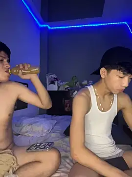 Kailertwink online show from 29, 6, 2026