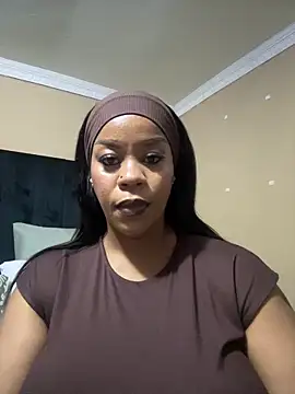 THICKBUNNYCHICKxxx online show from 4, 6, 2026