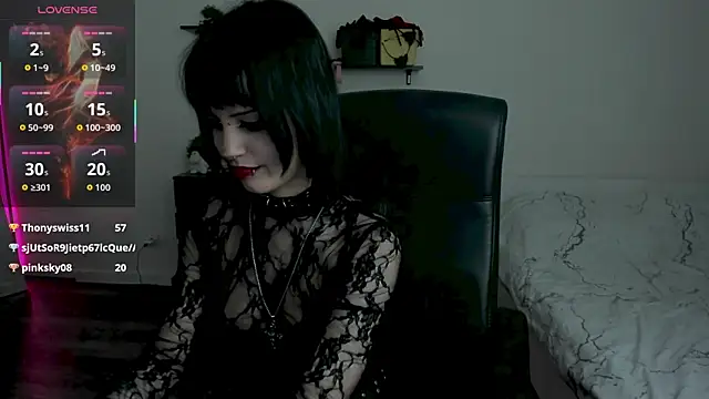 LiyaLuna online show from 10, 2, 2026