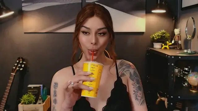 LUNACOCKSLAYER online show from 8, 2, 2026