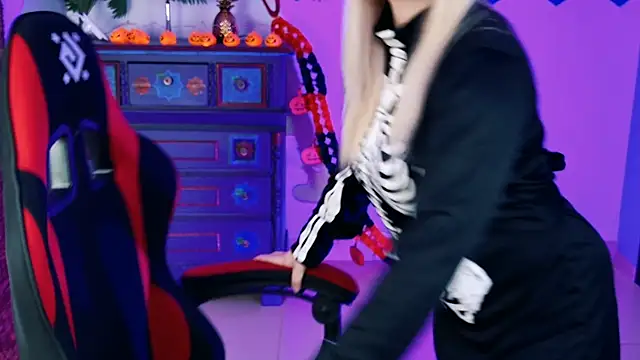 Stef Nicks online show from 30, 10, 2025