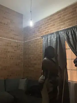 Snapshot of SEXYBOOBS21D chatting on 10, 10, 2025 SEXYBOOBS21D online show from 10, 10, 2025