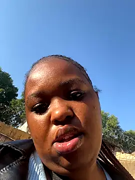 Snapshot of SEXYBOOBS21D chatting on 9, 10, 2025 SEXYBOOBS21D online show from 9, 10, 2025