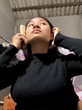 NhuFox online show from 3, 11, 2025