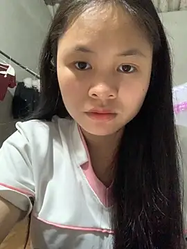 NhuFox online show from 7, 11, 2025