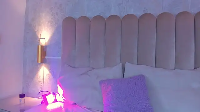 AliciaJerez1 online show from 26, 11, 2025