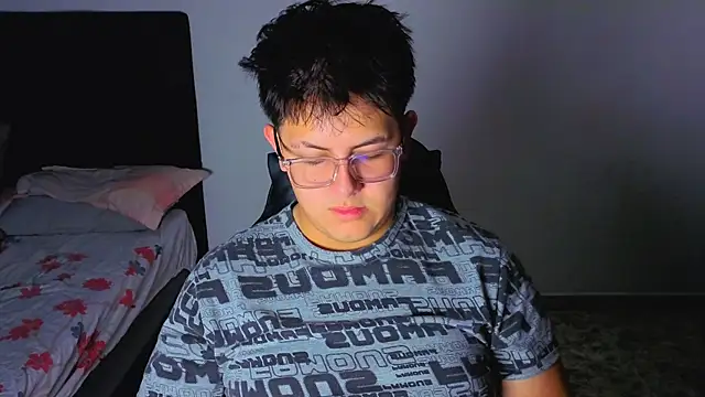 Snapshot of Ryan_Doretti chatting on 19, 10, 2025 Ryan Doretti online show from 19, 10, 2025