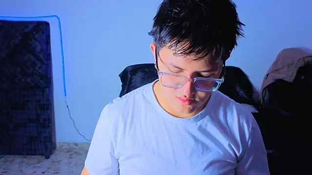 Snapshot of Ryan_Doretti chatting on 2, 12, 2025 Ryan Doretti online show from 2, 12, 2025