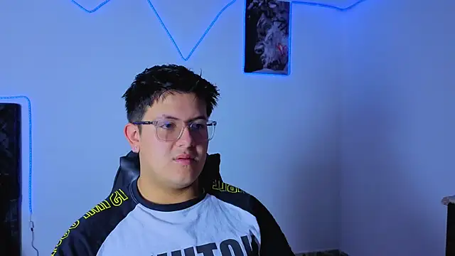 Snapshot of Ryan_Doretti chatting on 3, 11, 2025 Ryan Doretti online show from 3, 11, 2025