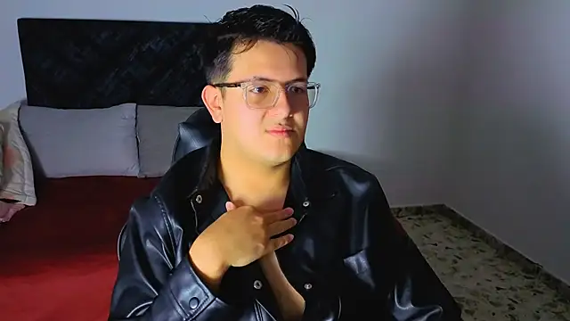 Snapshot of Ryan_Doretti chatting on 27, 10, 2025 Ryan Doretti online show from 27, 10, 2025