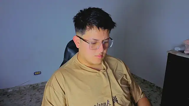 Snapshot of Ryan_Doretti chatting on 13, 10, 2025 Ryan Doretti online show from 13, 10, 2025