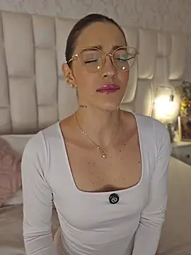 Snapshot of ClaradelMar chatting on 30, 6, 2026 ClaradelMar online show from 30, 6, 2026