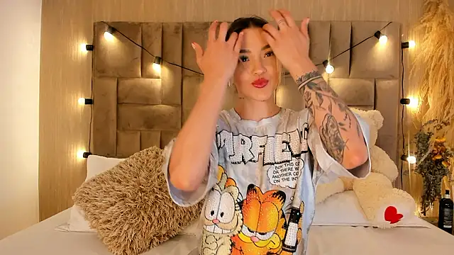 ClaradelMar online show from 8, 2, 2026