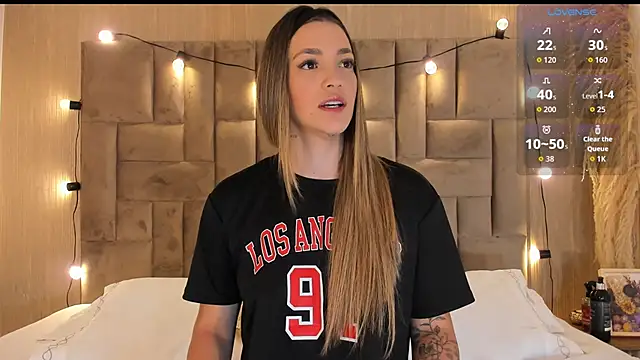 ClaradelMar online show from 21, 11, 2025