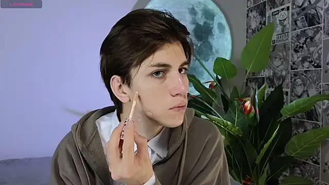 Oliver Starboy online show from 6, 10, 2025