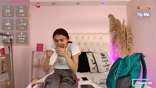 AmelieAndAce online show from 14, 11, 2025