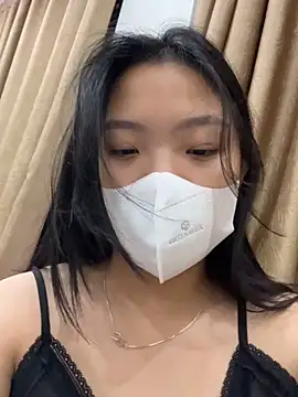 Thuylinh05 online show from 26, 9, 2025