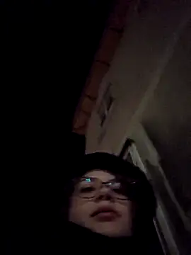 MaeNoir online show from 13, 10, 2025