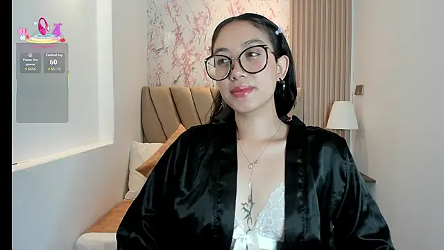 Yuna  Min online show from 29, 9, 2025