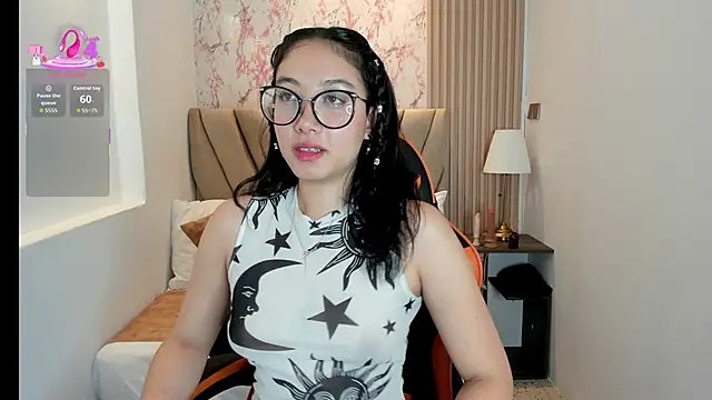 Yuna  Min online show from 27, 9, 2025