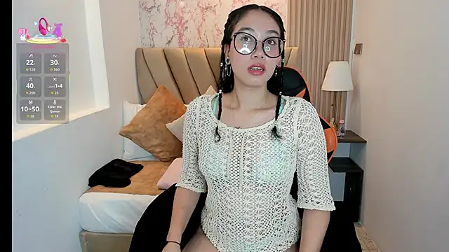 Yuna  Min online show from 4, 10, 2025