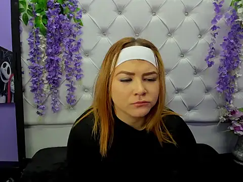 Snapshot of JuliettaRousse69 chatting on 11, 9, 2025 JuliettaRousse69 online show from 11, 9, 2025