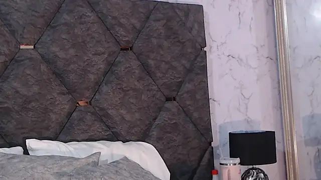 AmyMartinelli online show from 14, 10, 2025