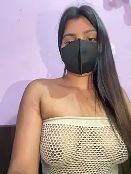 Snapshot of _01ruhi chatting on 18, 11, 2025 01ruhi online show from 18, 11, 2025