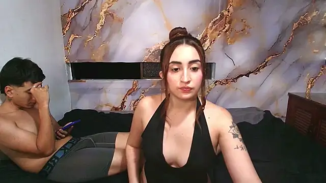 Snapshot of melinaandmateo chatting on 25, 9, 2025 melinaandmateo online show from 25, 9, 2025