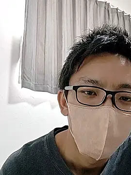 mitsuki0915 online show from 4, 11, 2025