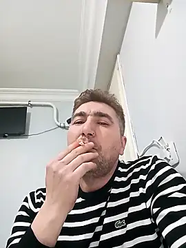 Snapshot of mert0359 chatting on 5, 2, 2026 mert0359 online show from 5, 2, 2026