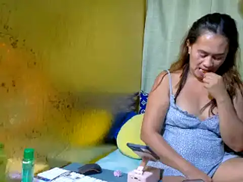 xxloveheart online show from 16, 4, 2026