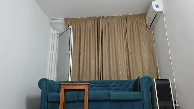 Snapshot of BLOND_GOD chatting on 5, 7, 2026 BLOND GOD online show from 5, 7, 2026