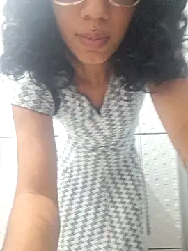 RavenShyfit online show from 12, 11, 2025