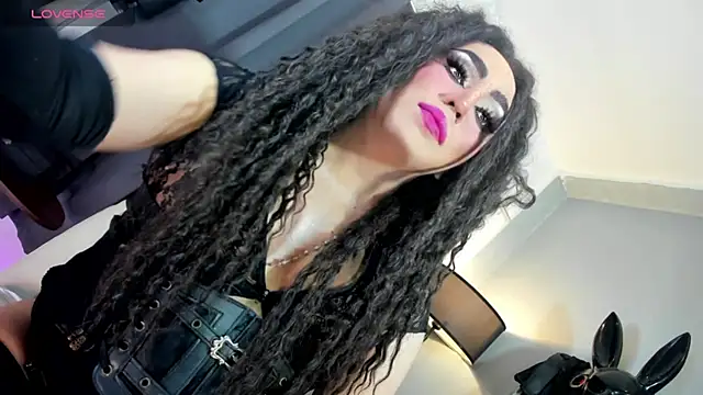 MagnaCumLoader17 online show from 20, 10, 2025