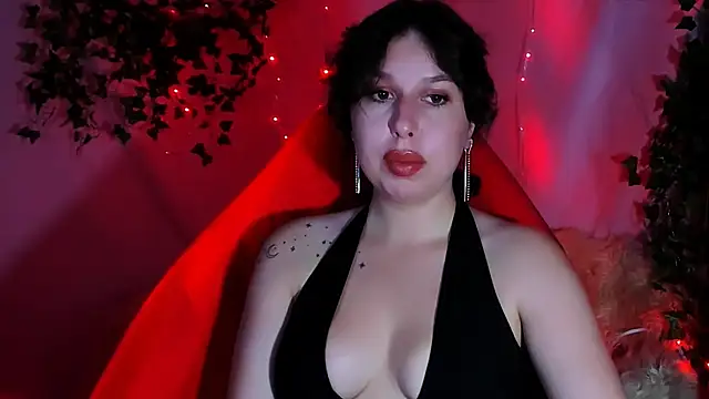 Snapshot of ChloeRicc chatting on 18, 5, 2026 ChloeRicc online show from 18, 5, 2026
