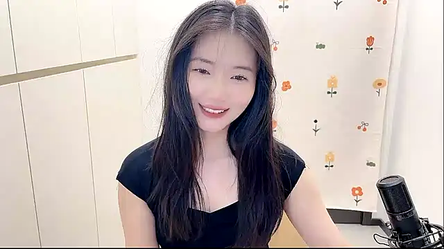 Rosalind xixi online show from 10, 9, 2025