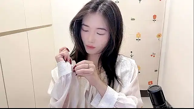 Rosalind xixi online show from 13, 10, 2025