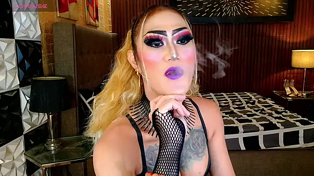 HorseCockDivine online show from 17, 7, 2026