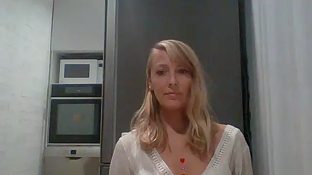 Vexxaa online show from 4, 10, 2025