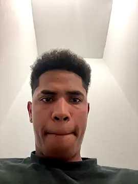 Snapshot of fuego01 chatting on 16, 12, 2025 fuego01 online show from 16, 12, 2025