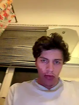 Snapshot of AmMadness chatting on 18, 11, 2025 AmMadness online show from 18, 11, 2025