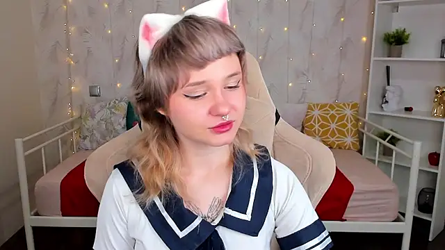 Tori Cutie online show from 4, 3, 2026