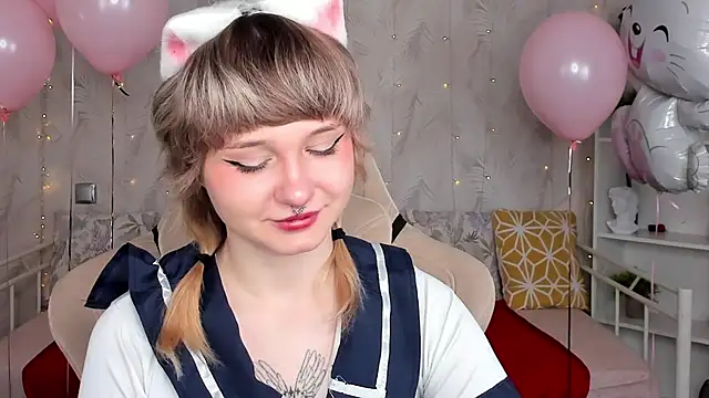 Tori Cutie online show from 31, 3, 2026