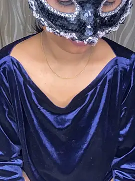 Cute-Samayra online show from 13, 12, 2025