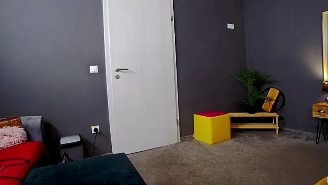 Jessica White  online show from 17, 4, 2026