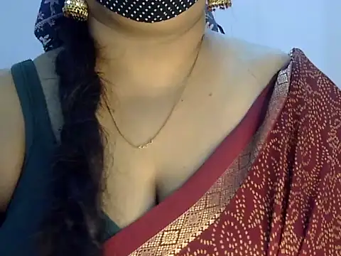 Snapshot of Siya_Akhor chatting on 14, 10, 2025 Siya Akhor online show from 14, 10, 2025