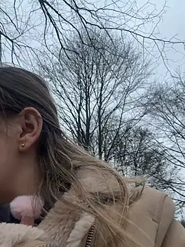 IsabellaEtha online show from 11, 2, 2026