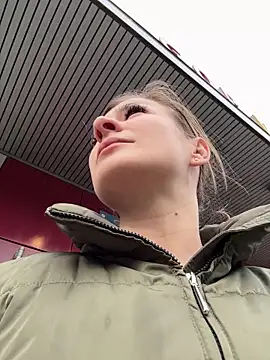 IsabellaEtha online show from 31, 10, 2025